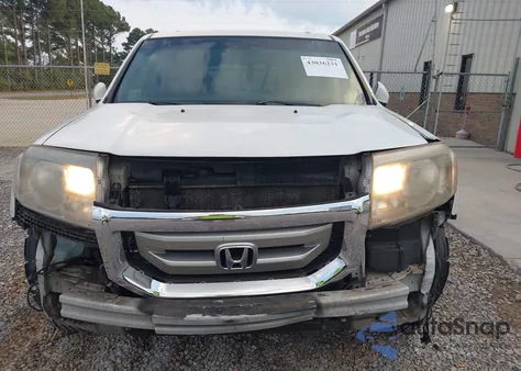 2011 Honda Pilot Touring из США, поврежденный, VIN 5FNYF3H95BB004152